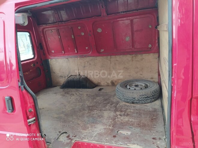 Ford Transit 1995, 178,000 km - 2.5 л - Salyan