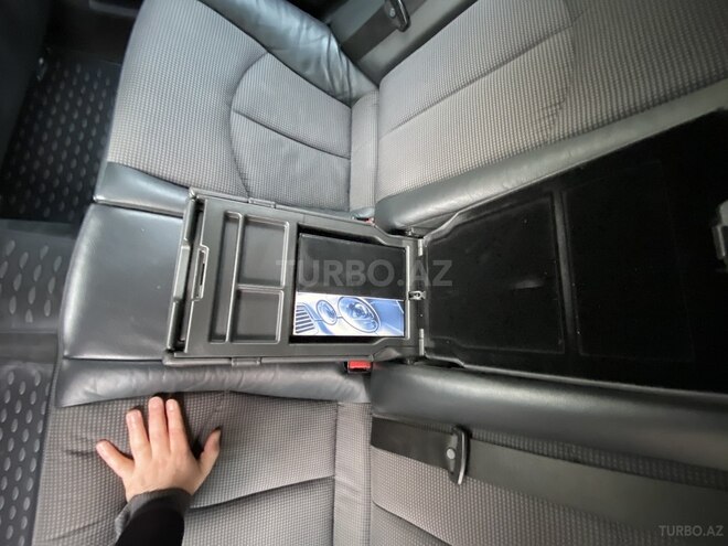Mercedes E 240 2002, 241,118 km - 2.4 л - Bakı