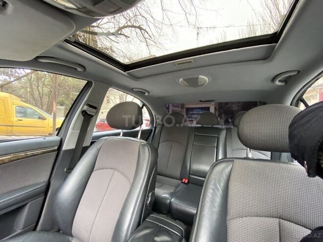 Mercedes E 240 2002, 241,118 km - 2.4 л - Bakı