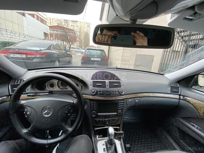 Mercedes E 240 2002, 241,118 km - 2.4 л - Bakı