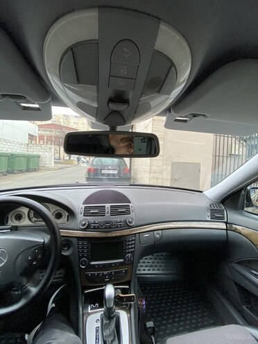 Mercedes E 240 2002, 241,118 km - 2.4 л - Bakı