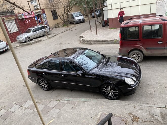 Mercedes E 240 2002, 241,118 km - 2.4 л - Bakı