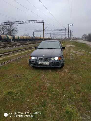 BMW 318 1995, 435,000 km - 1.9 л - Xaçmaz