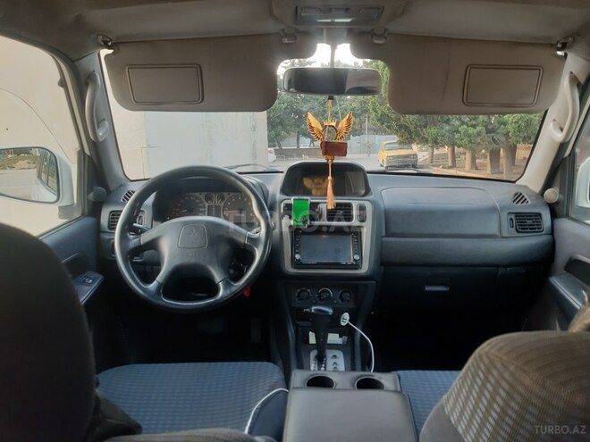 Mitsubishi Pajero io 2000, 290,000 km - 1.8 l - Bakı