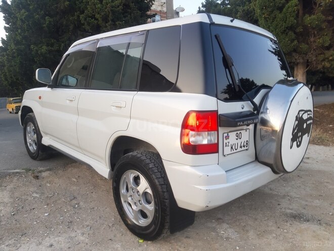 Mitsubishi Pajero io 2000, 290,000 km - 1.8 l - Bakı