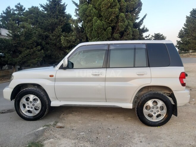Mitsubishi Pajero io 2000, 290,000 km - 1.8 l - Bakı