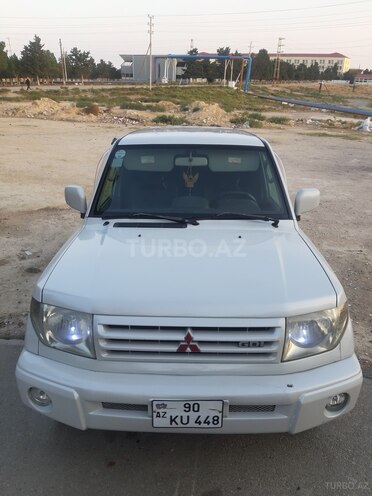 Mitsubishi Pajero io 2000, 290,000 km - 1.8 l - Bakı