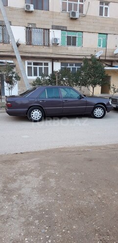 Mercedes E 220 1993, 505,324 km - 2.2 l - Şirvan