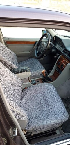 Mercedes E 220 1993, 505,324 km - 2.2 l - Şirvan