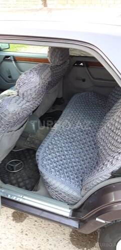 Mercedes E 220 1993, 505,324 km - 2.2 l - Şirvan