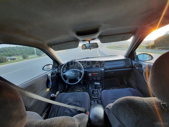 Opel Vectra 1999, 300,000 km - 1.6 l - Bakı