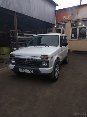 LADA (VAZ) Niva 2015, 48,000 km - 1.7 l - Quba