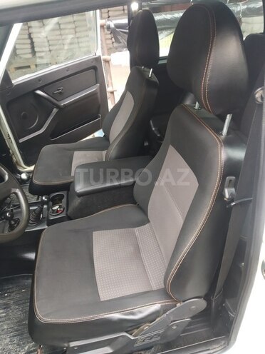 LADA (VAZ) Niva 2015, 48,000 km - 1.7 l - Quba