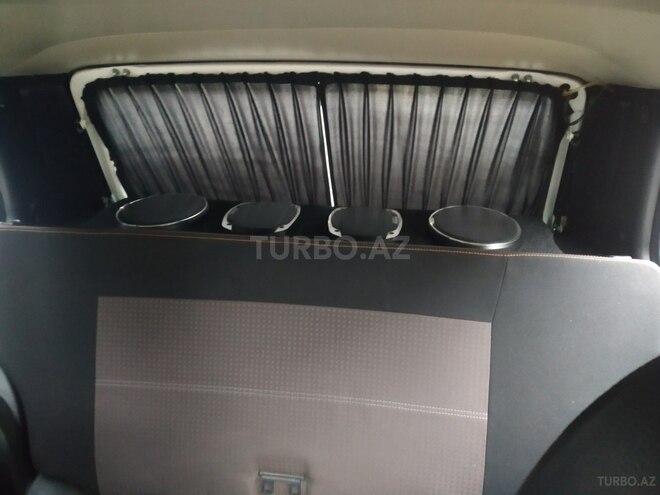 LADA (VAZ) Niva 2015, 48,000 km - 1.7 l - Quba