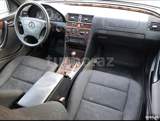 Mercedes C 240 1999, 264,000 km - 2.4 l - Bakı