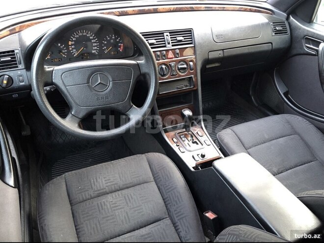 Mercedes C 240 1999, 264,000 km - 2.4 l - Bakı