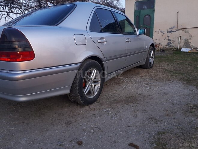 Mercedes C 230 1998, 223,400 km - 2.3 л - Kürdəmir