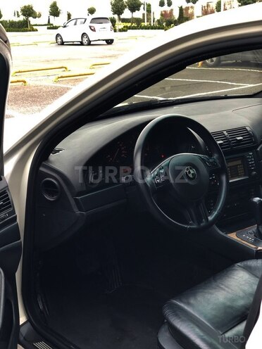 BMW 525 2002, 300,000 km - 2.5 l - Bakı