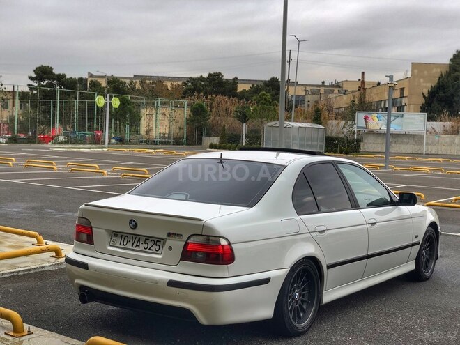 BMW 525 2002, 300,000 km - 2.5 l - Bakı