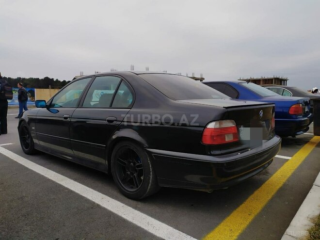 BMW 528 1997, 319,726 km - 2.8 l - Bakı