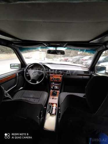 Mercedes E 220 1993, 488,000 km - 2.2 л - Bakı