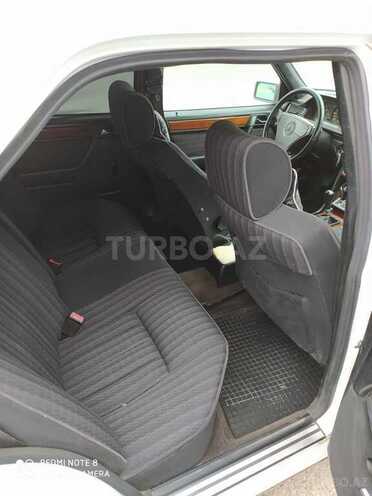 Mercedes E 220 1993, 488,000 km - 2.2 л - Bakı