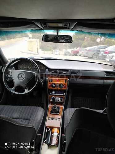 Mercedes E 220 1993, 488,000 km - 2.2 л - Bakı