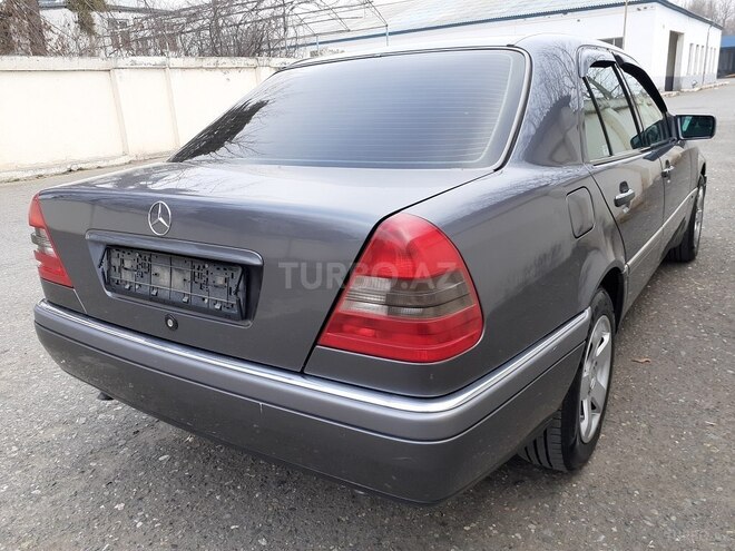 Mercedes C 180 1996, 327,000 km - 1.8 л - Yevlax