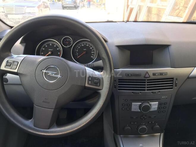 Opel Astra 2006, 208,000 km - 1.4 l - Bakı