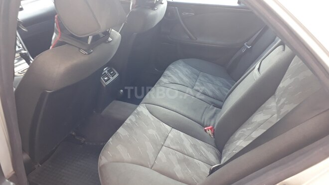Mercedes E 270 2000, 324,000 km - 2.7 l - Bakı