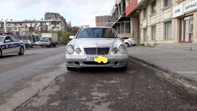 Mercedes E 270 2000, 324,000 km - 2.7 l - Bakı
