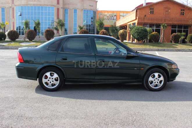 Opel Vectra 1999, 401,011 km - 2.0 л - Xaçmaz