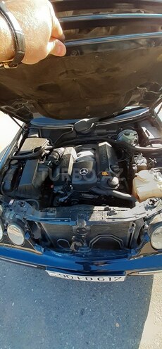 Mercedes E 280 2000, 227,669 km - 2.8 l - Bakı