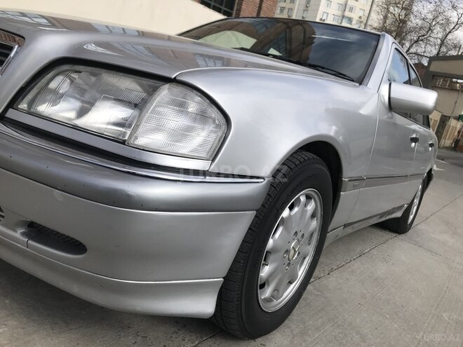 Mercedes C 280 1998, 156,585 km - 2.8 л - Bakı
