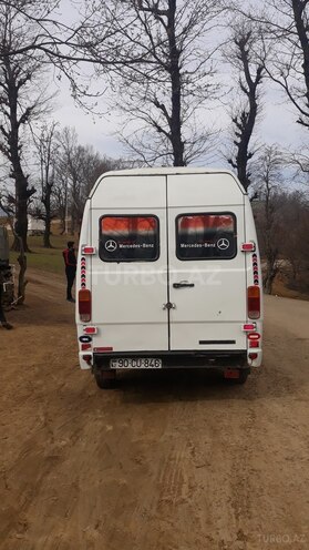 Mercedes 208 D 1995, 200,500 km - 2.8 l - Astara