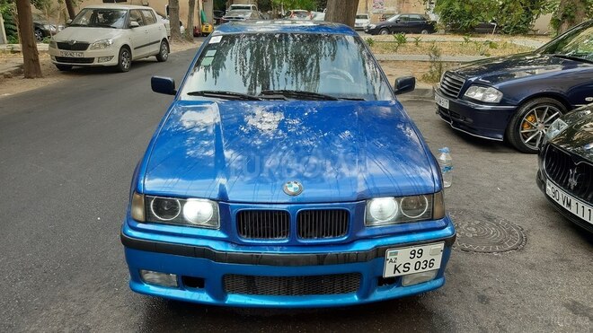 BMW 320 1993, 250,000 km - 2.5 l - Bakı