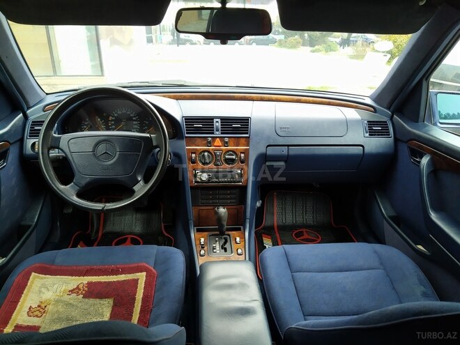 Mercedes C 200 1995, 297,000 km - 2.0 л - Sumqayıt