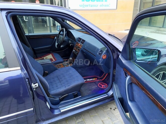 Mercedes C 200 1995, 297,000 km - 2.0 л - Sumqayıt