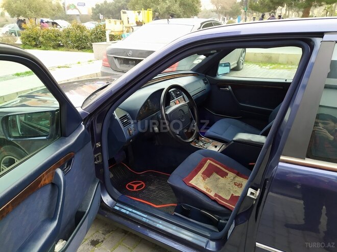 Mercedes C 200 1995, 297,000 km - 2.0 л - Sumqayıt