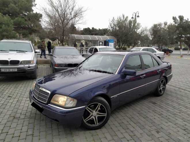 Mercedes C 200 1995, 297,000 km - 2.0 л - Sumqayıt