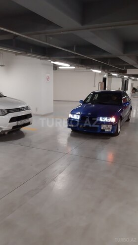 BMW 320 1993, 250,000 km - 2.5 l - Bakı
