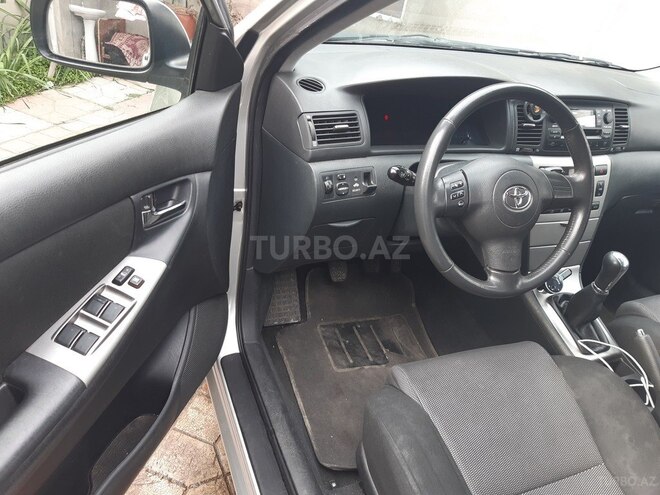 Toyota Corolla 2006, 195,000 km - 1.4 l - Bakı