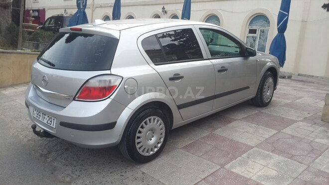 Opel Astra 2006, 215,600 km - 1.3 l - Bakı