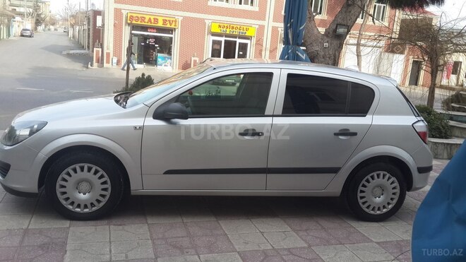 Opel Astra 2006, 215,600 km - 1.3 l - Bakı