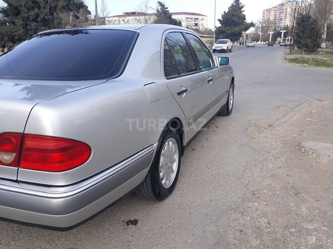 Mercedes E 230 1996, 350,012 km - 2.3 л - Sumqayıt