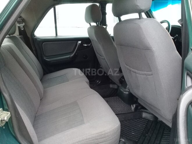 GAZ 31105 2006, 209,284 km - 2.4 l - Quba