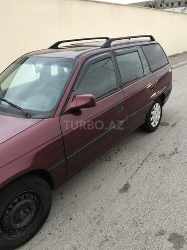 Opel Astra 1992, 171,000 km - 1.6 l - Sumqayıt
