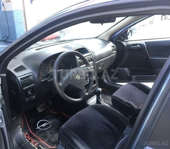 Opel Astra 1999, 333,756 km - 1.6 л - 