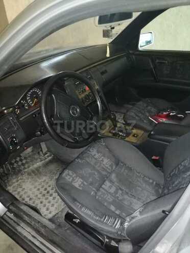 Mercedes E 320 1996, 447,181 km - 3.2 л - Bakı