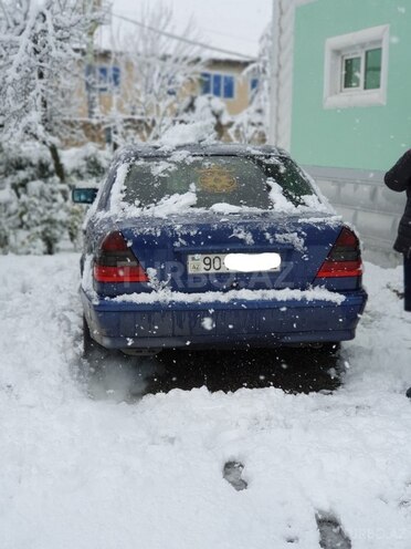 Mercedes C 200 1999, 368,000 km - 2.0 л - Bakı